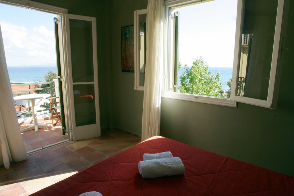 Mounda Beach Hotel Skala  Rum bild